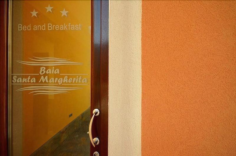 Baia Santa Margherita B&B Кастелуцо Екстериор снимка