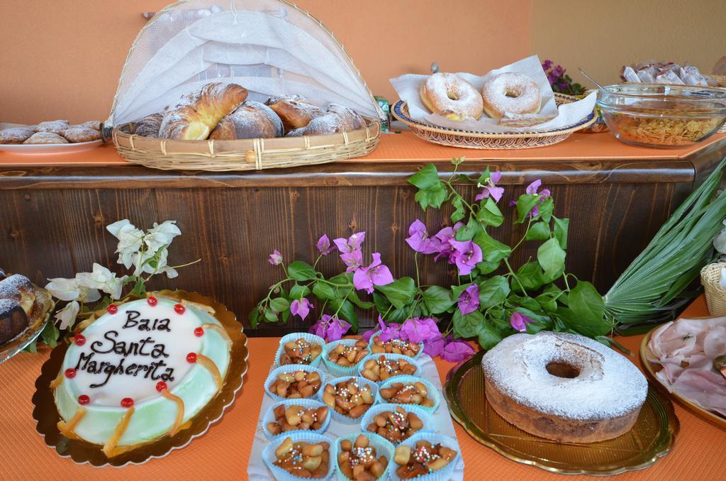 Baia Santa Margherita B&B Кастелуцо Екстериор снимка