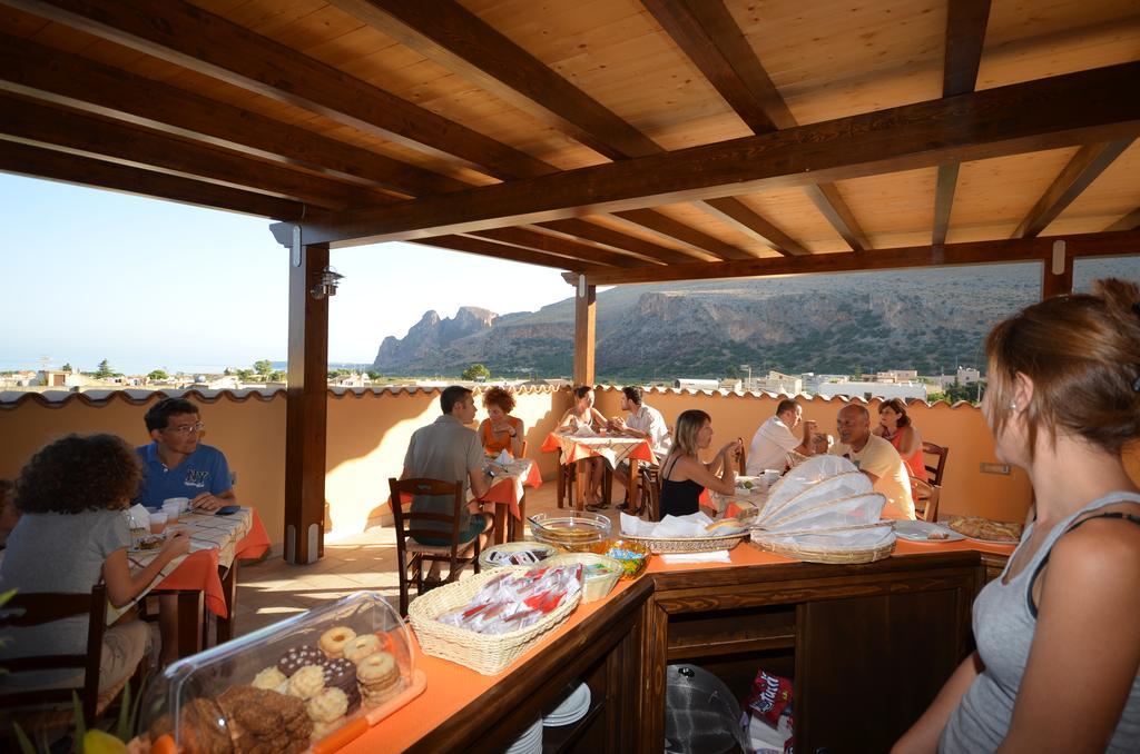 Baia Santa Margherita B&B Кастелуцо Екстериор снимка